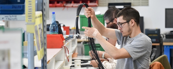 ESAT SCHNEIDER FILERIE